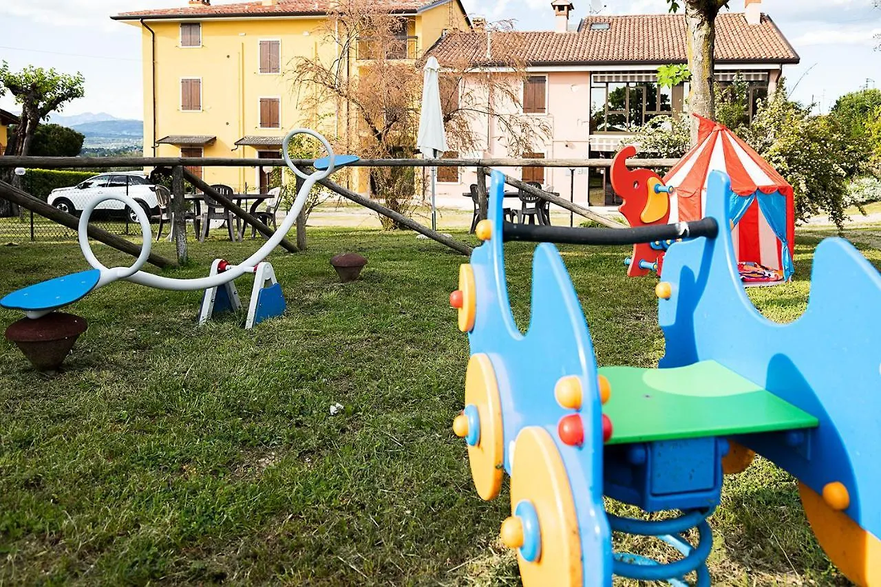 Ferienwohnung Rustico Park Delle Rose - Regarda Travel Lazise Apartment