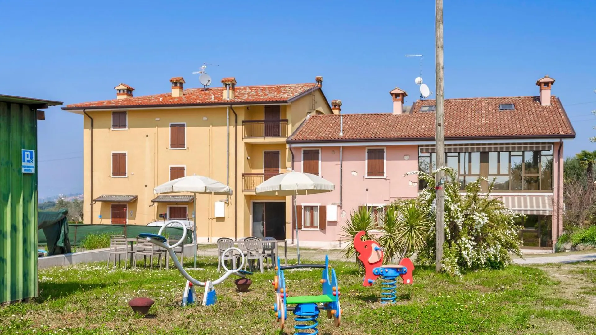 Ferienwohnung Rustico Park Delle Rose - Regarda Travel Lazise Apartment
