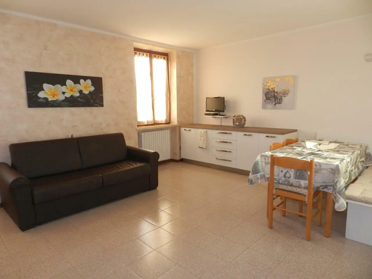 Apartment Ferienwohnung Rustico Park Delle Rose - Regarda Travel Lazise